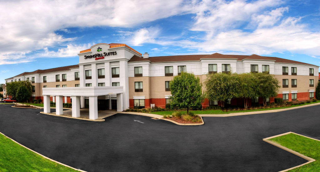 Hotel Thumbnail Image