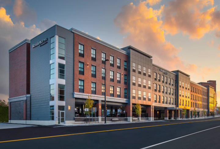 Hotel Thumbnail Image