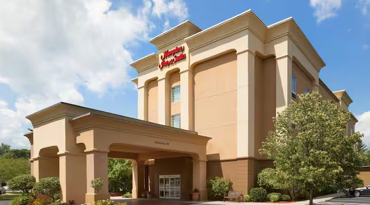 Hotel Thumbnail Image