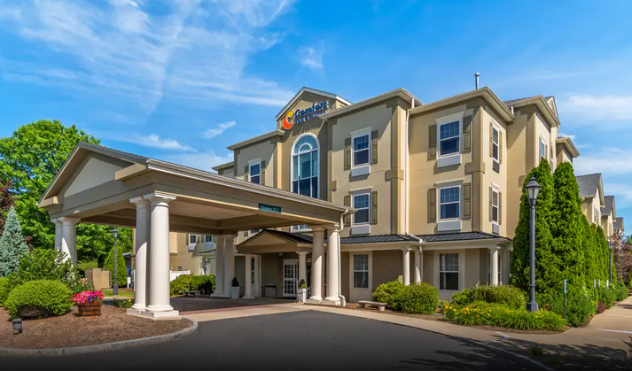 Hotel Thumbnail Image